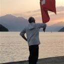 Bij het Alpenhoorn concert was ook een vlaggenzwaaier